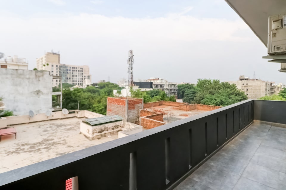 OYO TOWNHOUSE 429 SOUTH CITY II SECTOR 49 GURGAON, Townhouse Gurgaon