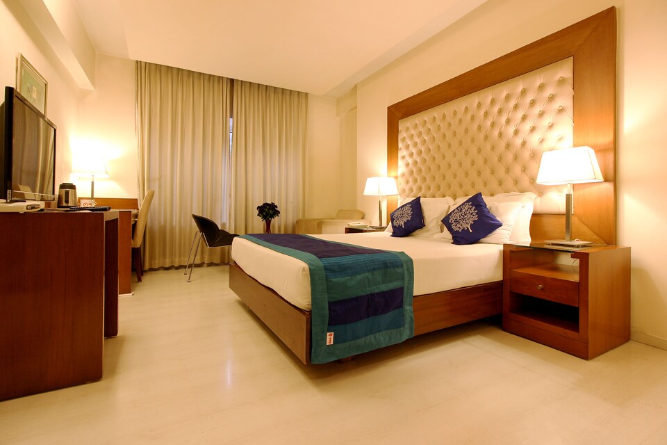 OYO 6515 Chevron Hotel Infantry Road, MG Road Bangalore, Bangalore