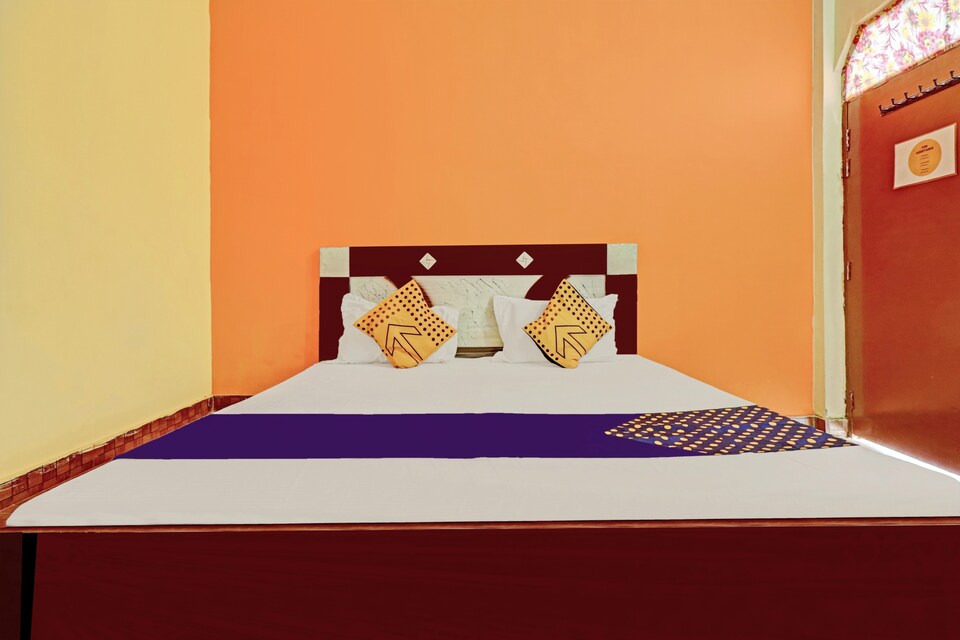 OYO 77655 Gauri Shankar Guest House, Prem Mandir Vrindavan, Vrindavan