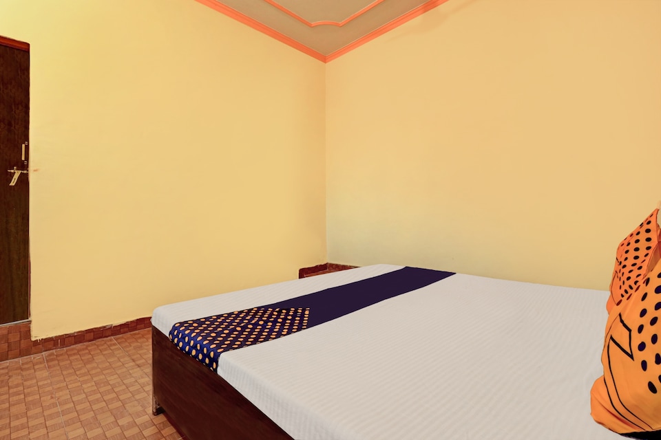 OYO 77655 Gauri Shankar Guest House, Prem Mandir Vrindavan, Vrindavan