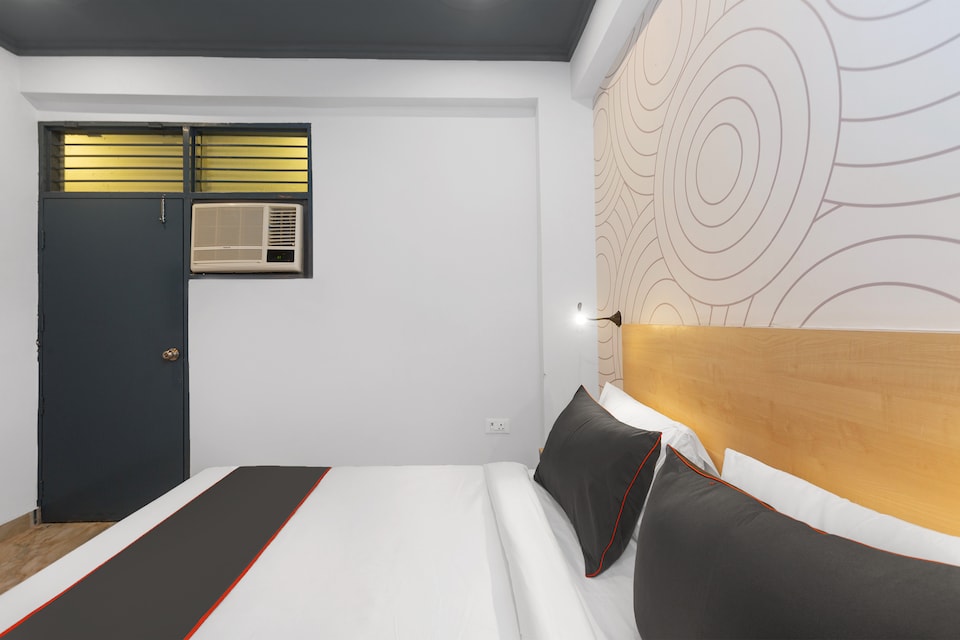 Hotel O The Royal Collection, Sohna Road, गुड़गांव