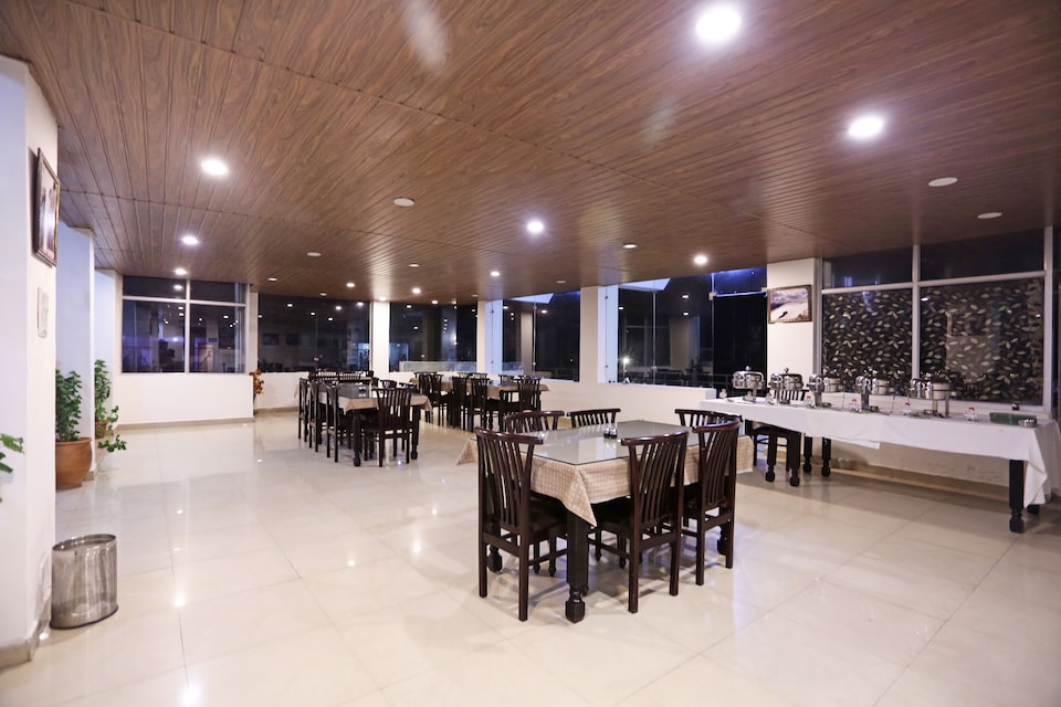 OYO 6517 Satyam International, Dalhousie, Dalhousie