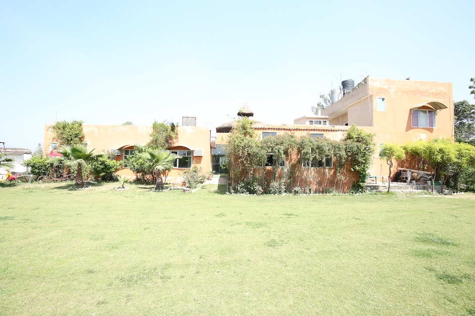 OYO 6518 बागबान, Baddi, बद्दी