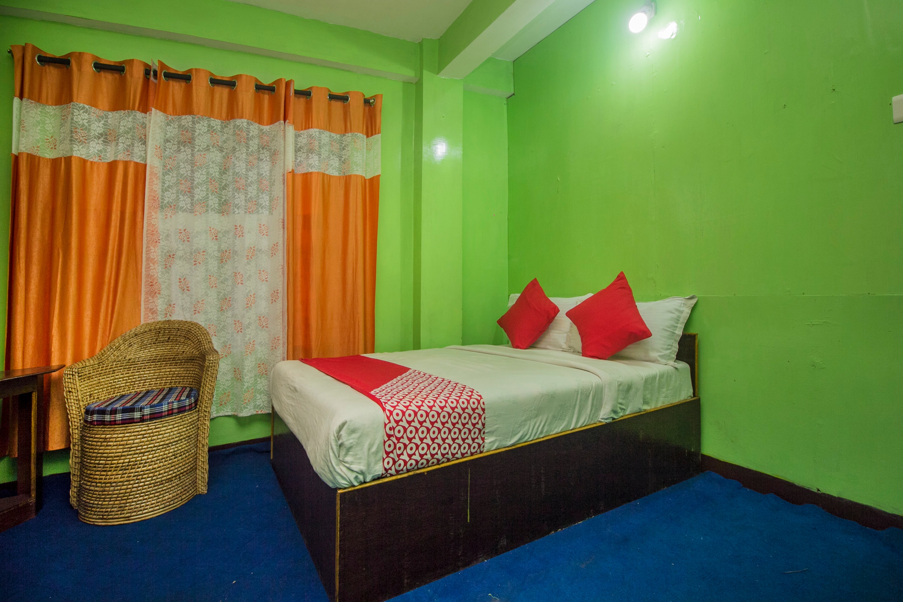 OYO Batasia Loop, OYO Rooms Darjeeling, Book ₹449 OYO