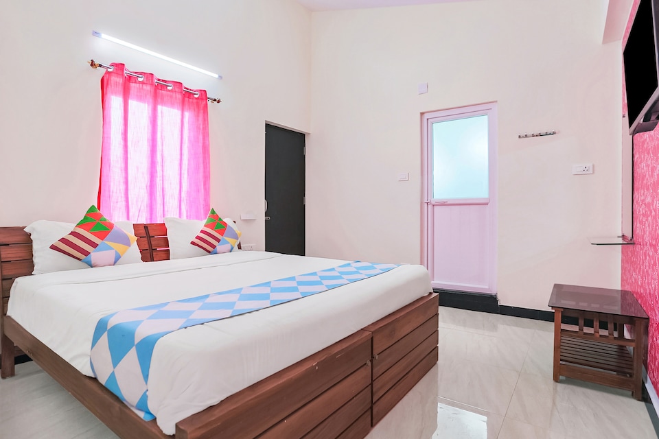 OYO 77682 Mohans Cottage, Ooty Coonoor Road, Ooty