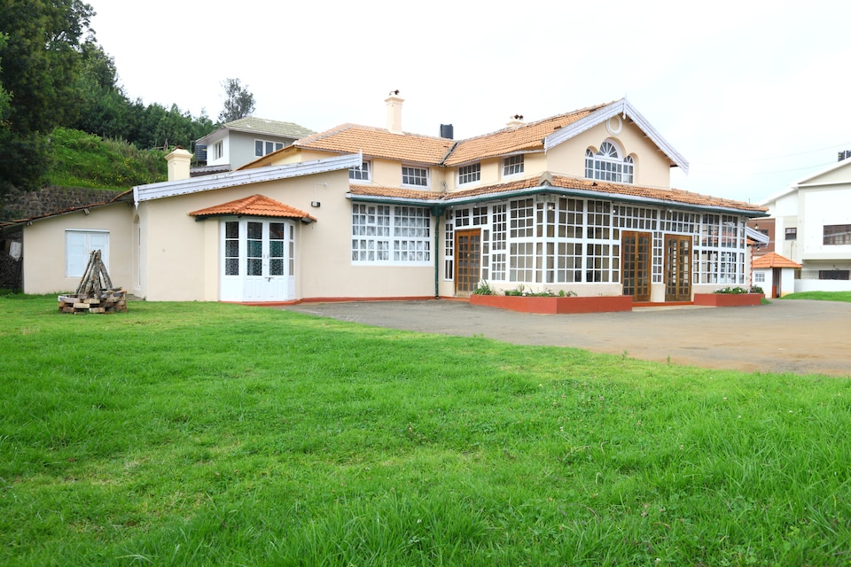 OYO 77690 Hillwood Cottage, Ooty Town, Ooty