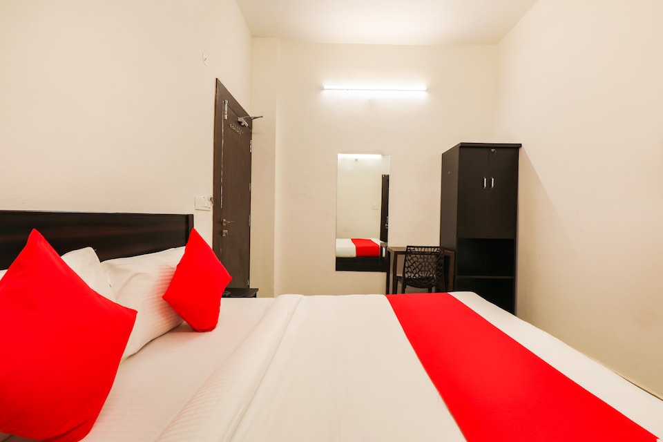 Hotel O Saket inn, MP Nagar Bhopal, Bhopal