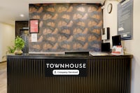 Super Townhouse Ulsoor Near Halasuru Metro Station