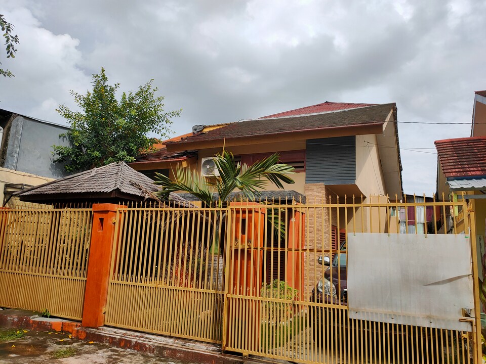 OYO 90207 Danty Guest House, Pa Baeng Baeng, Makassar