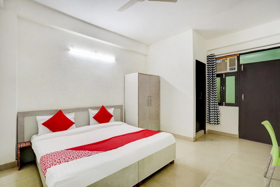 OYO 77767 Kaizen Inn, Noida City, Noida