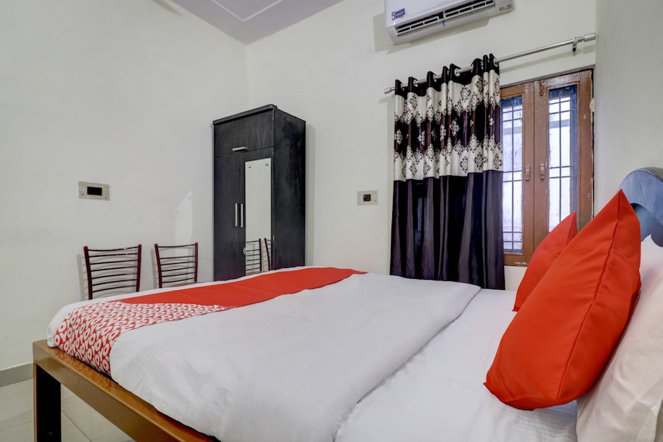 OYO 77774 Utsav Residency, Aligarh, Aligarh