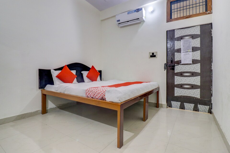 OYO 77774 Utsav Residency, Aligarh, Aligarh