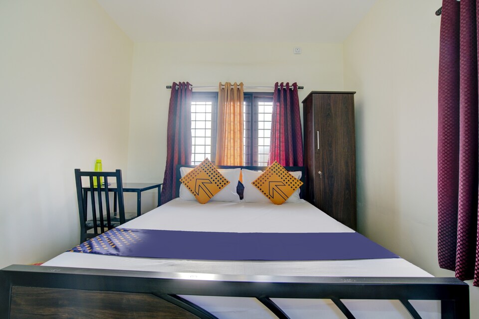 SPOT ON 77777 Nas Tourist Home, Thevara Kochi, Kochi