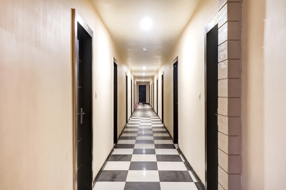 Hotel O Mini Punjab Hill, Mango Jamshedpur, जमशेदपुर