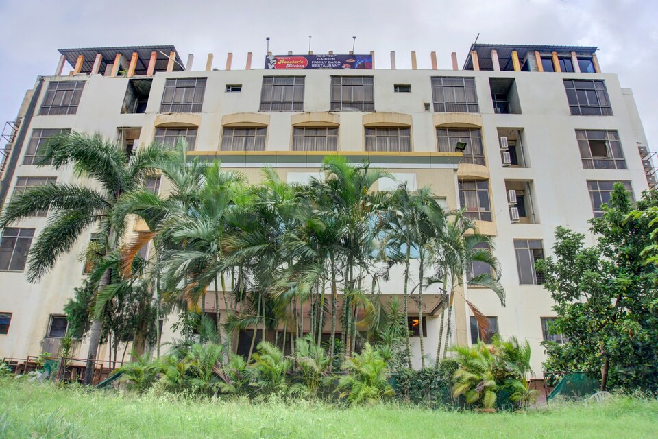 OYO 77792 Silver Key Revenkar comforts, Hubli, Hubli-Dharwad