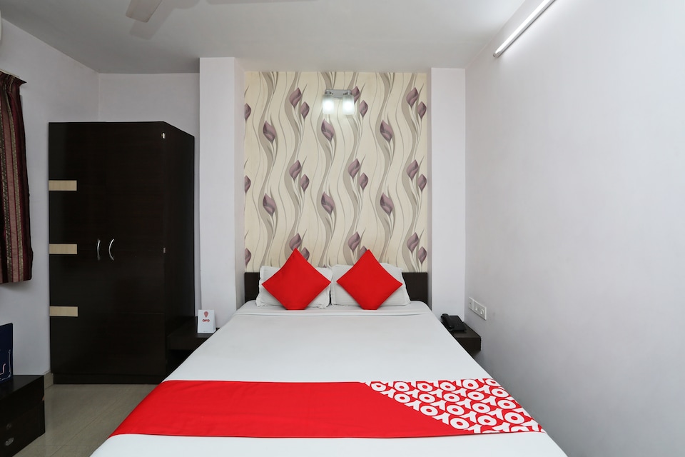 OYO 988 Hotel Metropolis Inn, Park Circus Kolkata, Kolkata