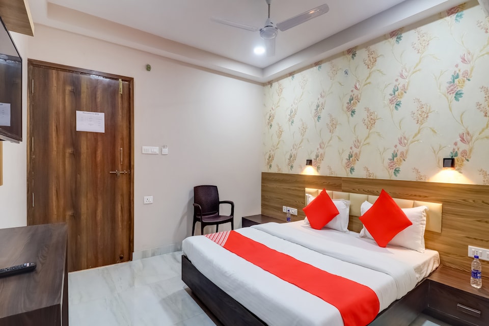 OYO 77794 Hotel Royale Orchids, SGPGI Lucknow, Lucknow