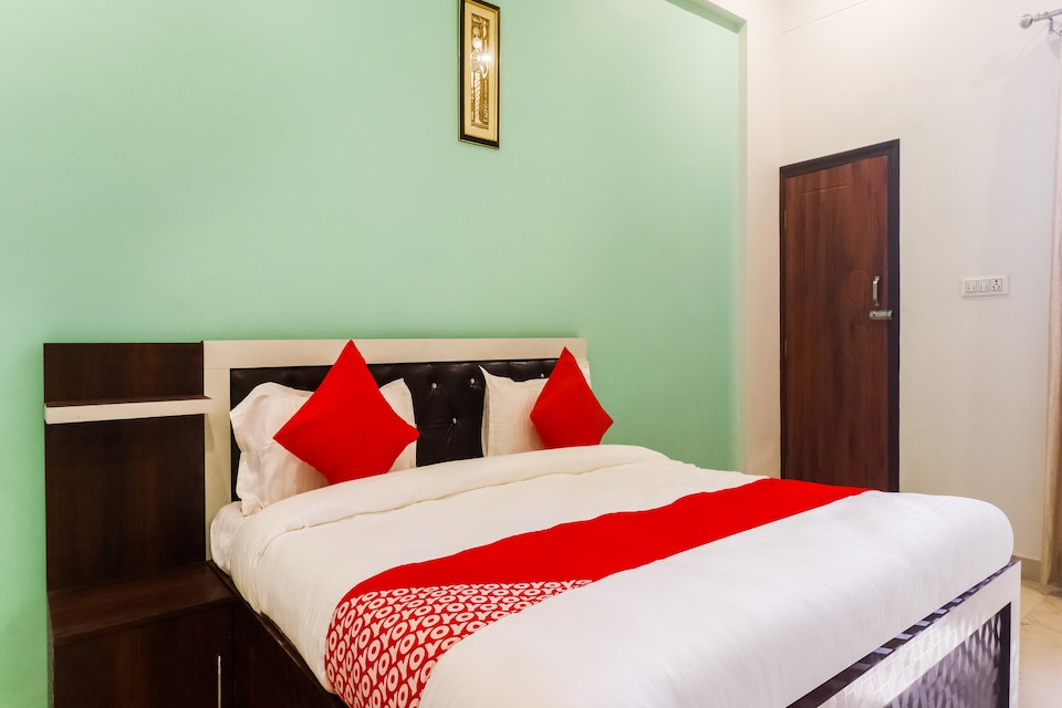 OYO LCK1233 Rivaaj Palace, Alambagh Lucknow, Lucknow