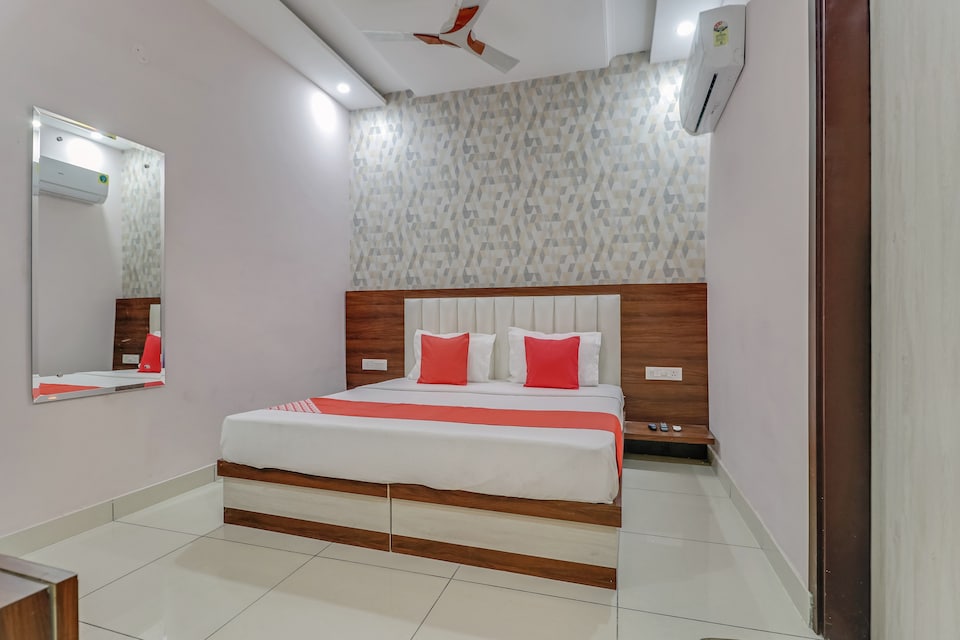 Hotel O Skyla, Zirakpur, Zirakpur