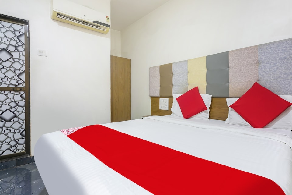 OYO 77827  The New Balaji Residency , Mumbai Chembur-Kurla-Ghatkopar, Mumbai