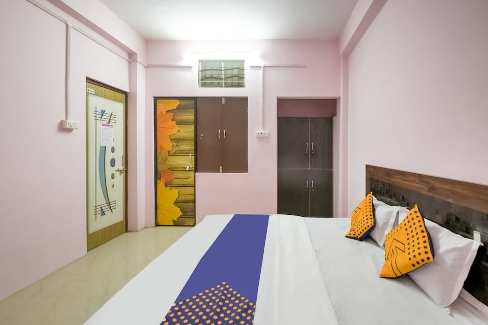 Hotel O Gogo Guest House, Rewa, Rewa