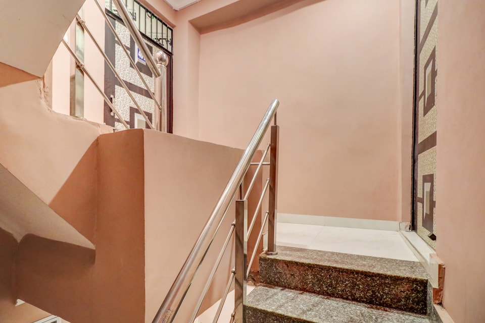 SPOT ON 77871 Hotel Revanta, Faridabad, Faridabad
