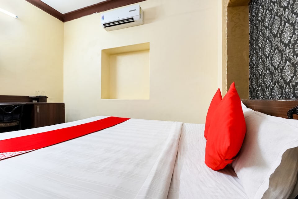 OYO 77903 Utsav Hotel, Jodhpur North, Jodhpur