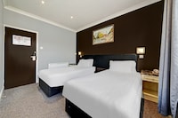 OYO Bostons Manor Hotel, Hanwell London