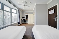OYO Bostons Manor Hotel, Hanwell London