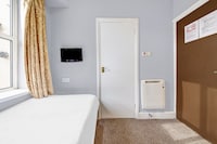 OYO Bostons Manor Hotel, Hanwell London