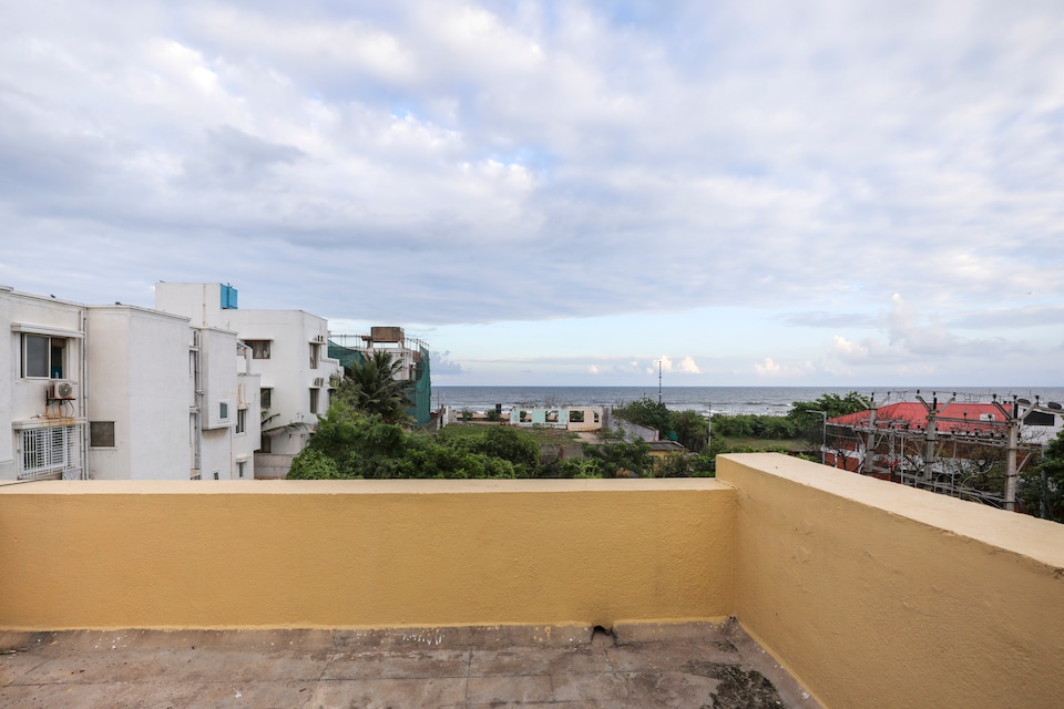 OYO 77938 Bella Vagues, Thiruvanmiyur Chennai, Chennai