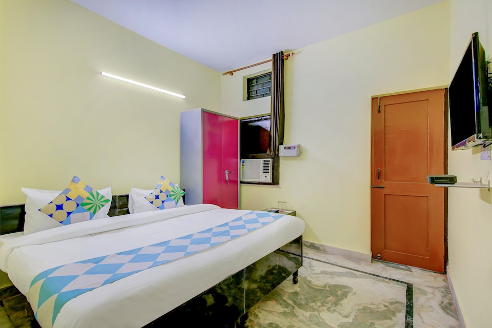 OYO Home 77974 Peaceful Stay Laxman Chowk, Dehradun ISBT, Dehradun