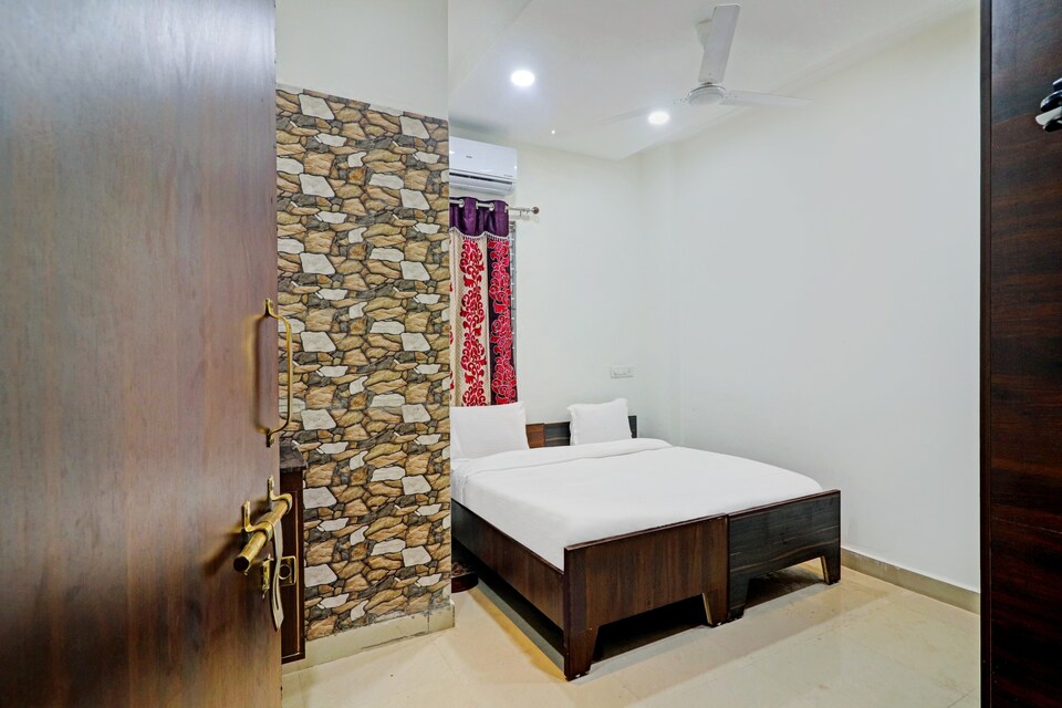 Live on HYD2465, Kondapur, Hyderabad
