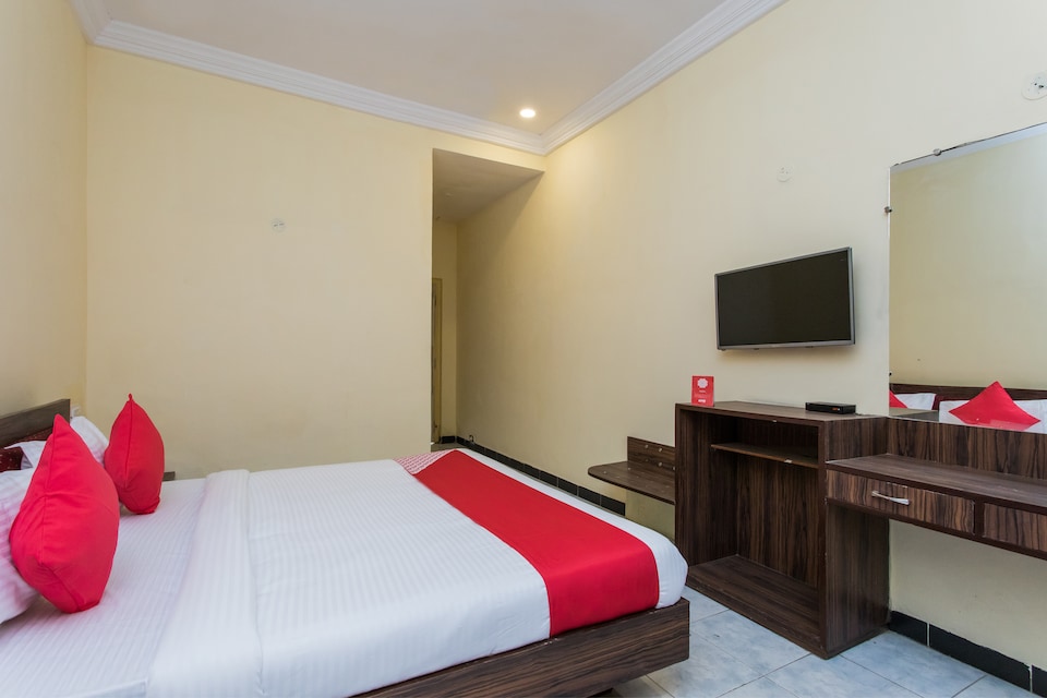 OYO 6536 Mayank Resort, Indore Bypass Road, Indore