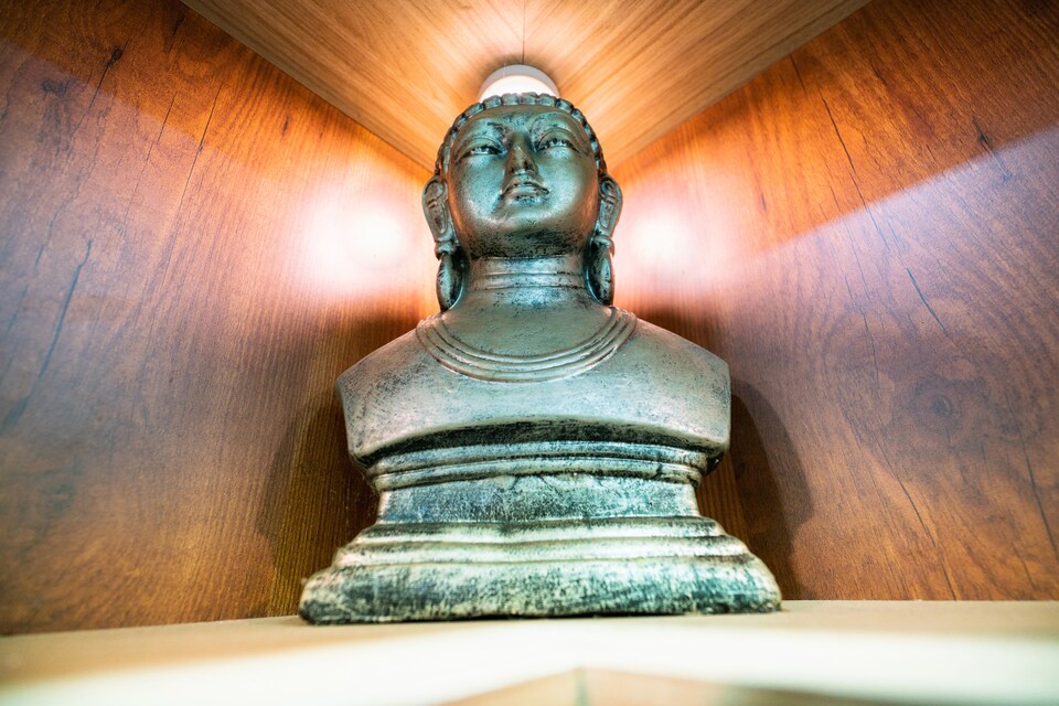 POP HOME 78021 Atharvam Resort, Cherai, Kochi