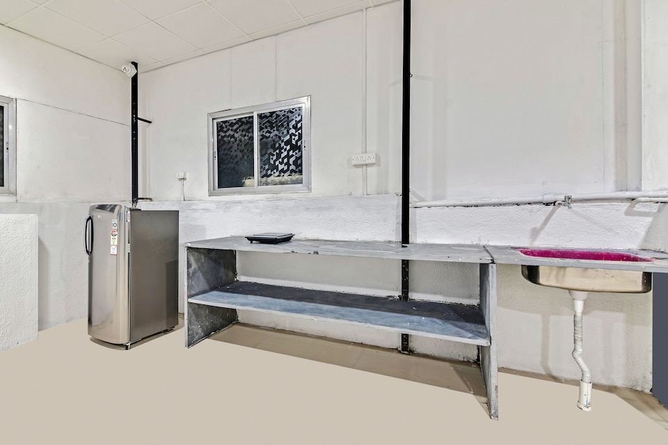 Super Hotel O Saraswati Niwas Vadgaon Budruk, Katraj Khed Shivapur Pune, Pune