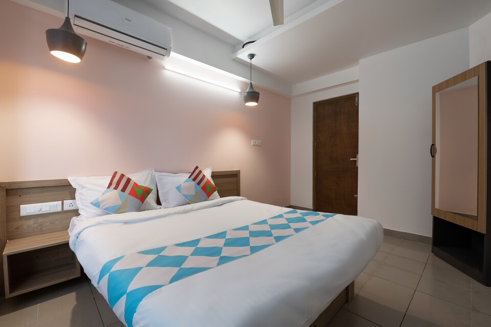 OYO Home 78043 Luxurious Stay De Lamar, Calicut City, Calicut