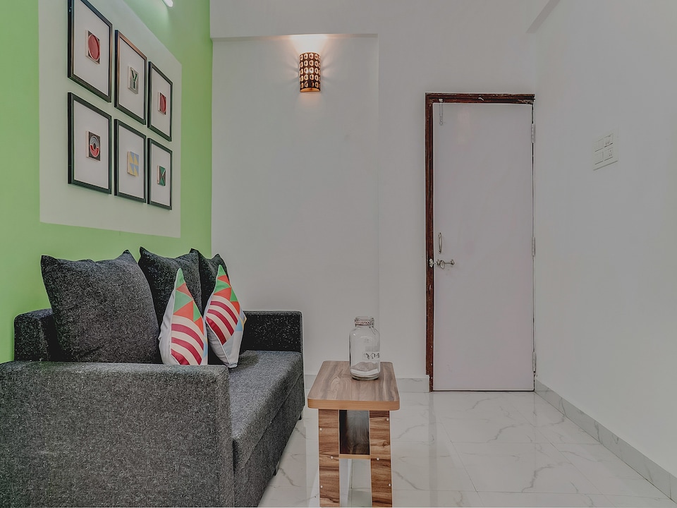 Hotel O Dazzling Studio, Viman Nagar, Pune