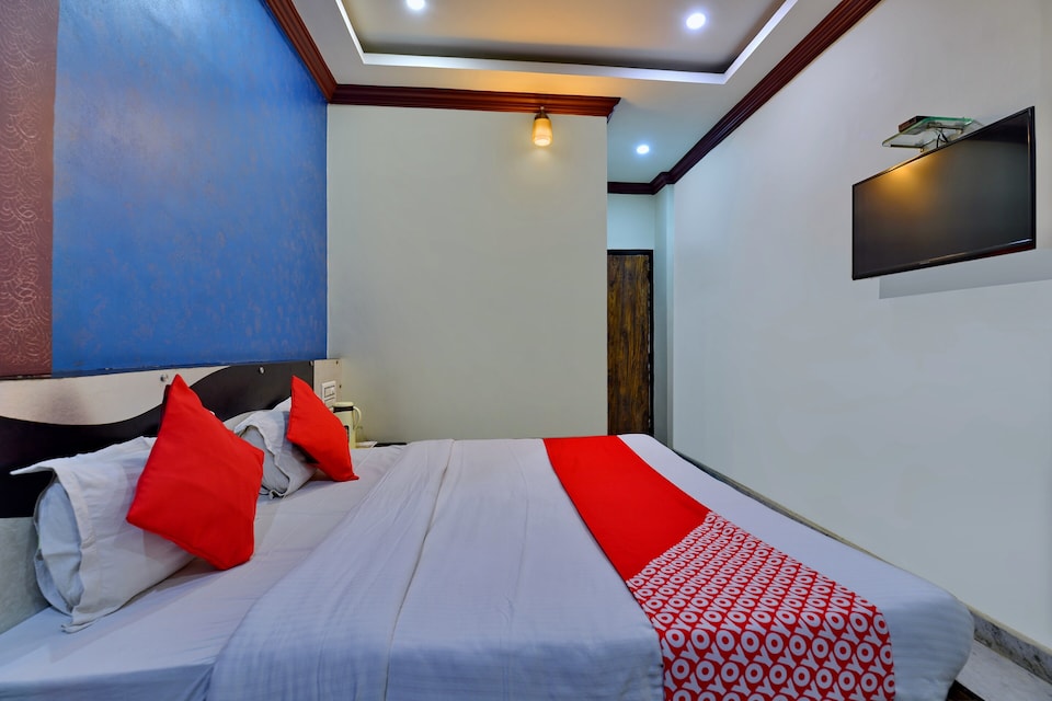 OYO 6541 Hotel Relax Inn, Udaipur Central, Udaipur