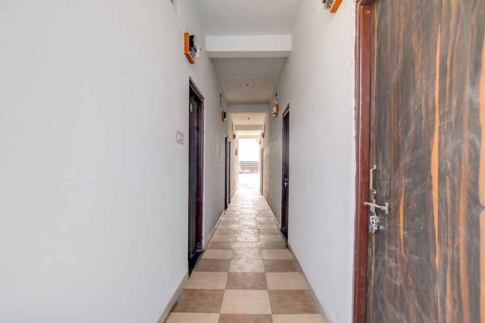 Spot on Sai Leela, Bhawarkua Indore, Indore