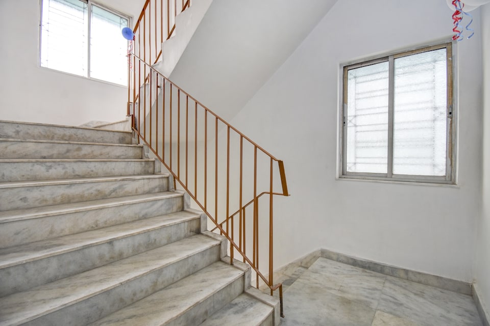 Hotel O Diamond Plaza, Ruby Hospital Kolkata, कोलकाता