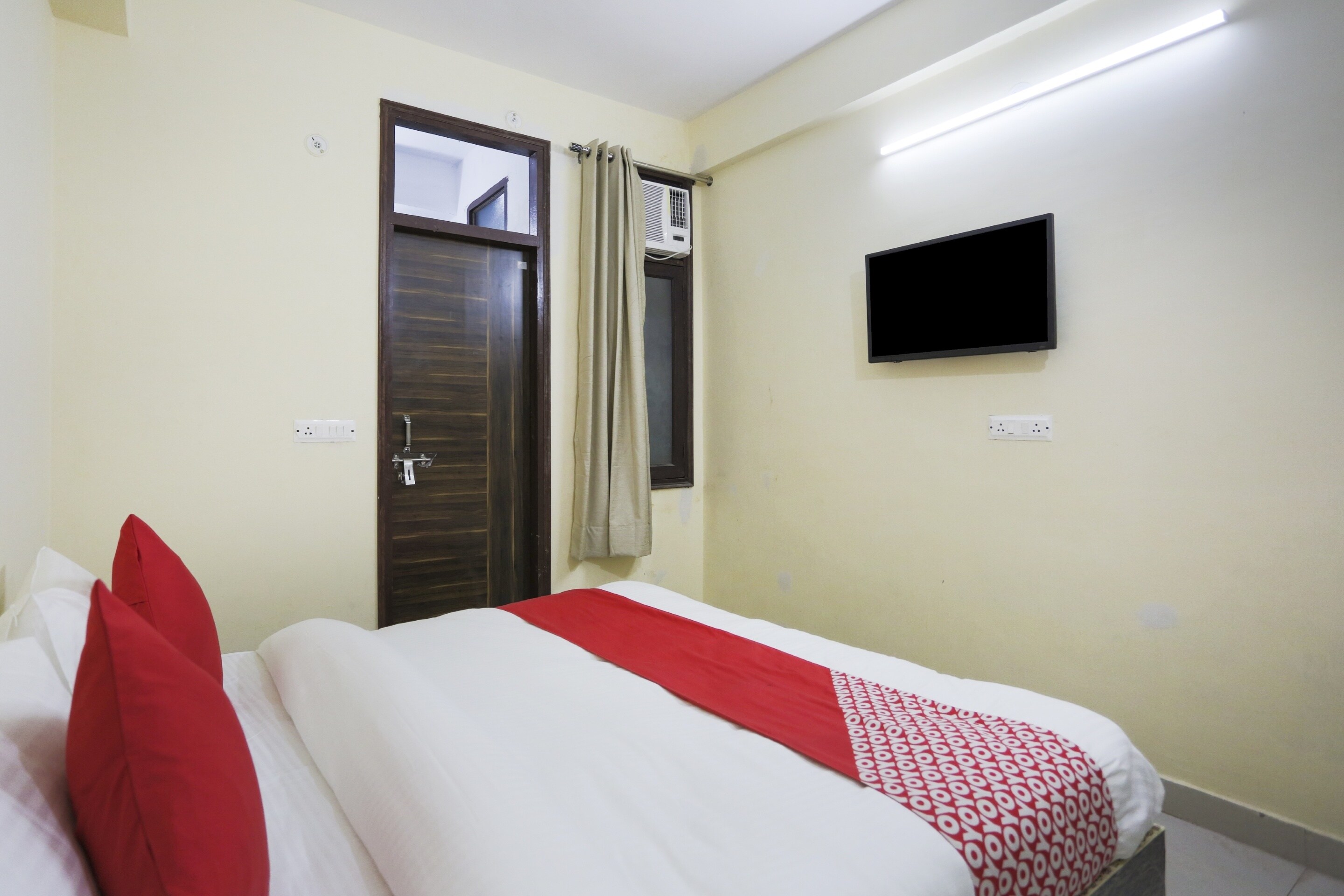 Premium Hotels in Karkardooma, Delhi Starting ₹612 Upto 58 OFF on