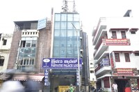 SPOT ON 78132 Parvathi Palace Lodging