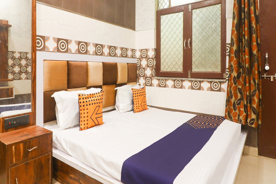 SPOT ON 78167 Hotel Royal Castle, IIT Kanpur, Kanpur