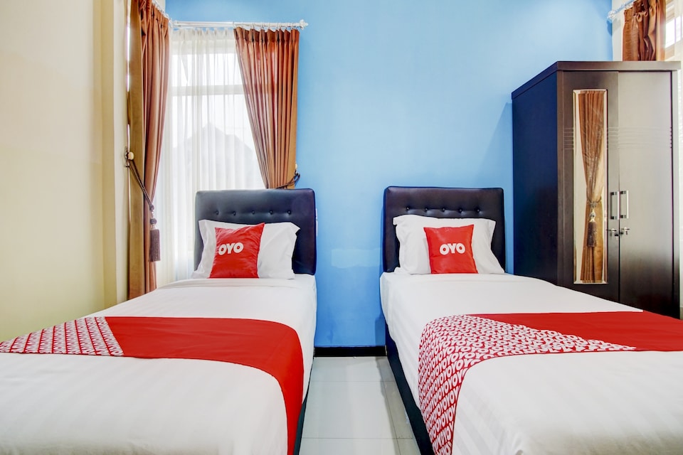 OYO 90217 Cmb 37 Guest House, Malang Malang, Malang