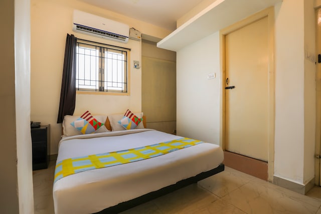 Hotel O Home Harma Residency Near Koyambedu Metro Station