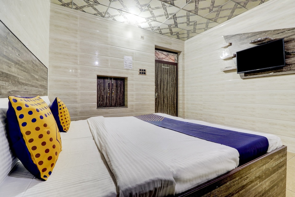 Hotel O Ghanshyam Lodge, Ghaziabad City, Ghaziabad
