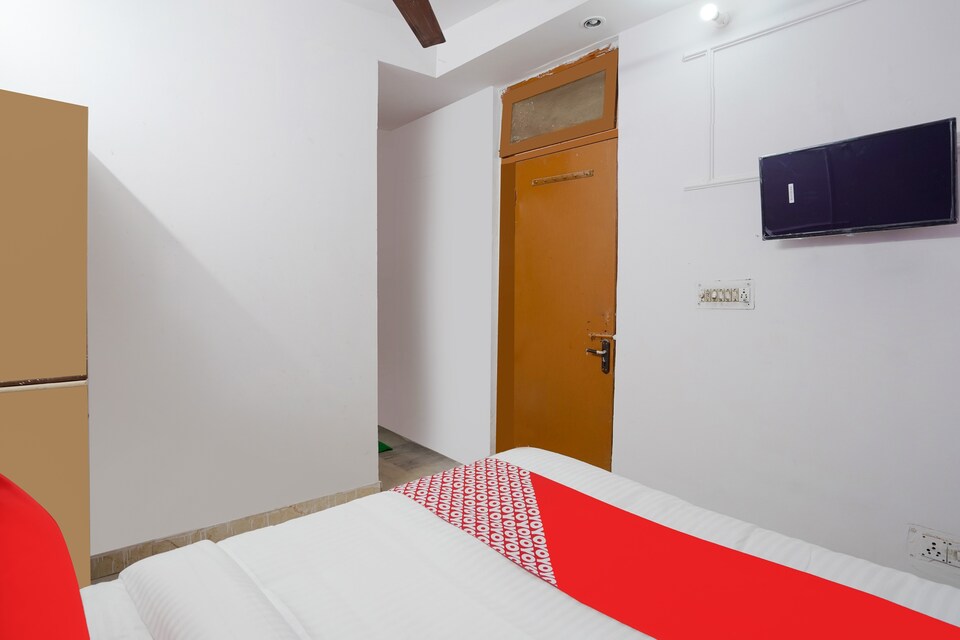 live as del3162, Anand Vihar Delhi, Delhi