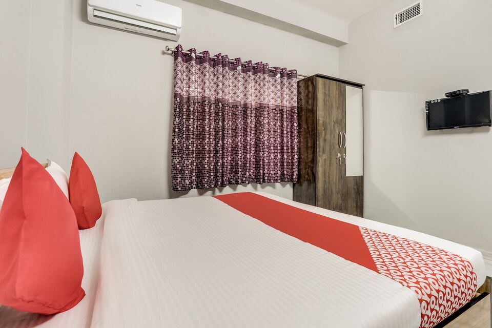 OYO HOME 78199 Sapphire Inn, Vijay Nagar Indore, Indore