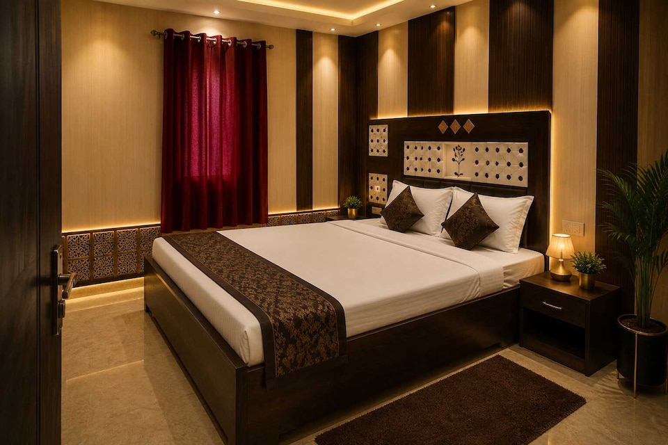 Spot On Lavya Shoes And Guest House, Palwal, Palwal